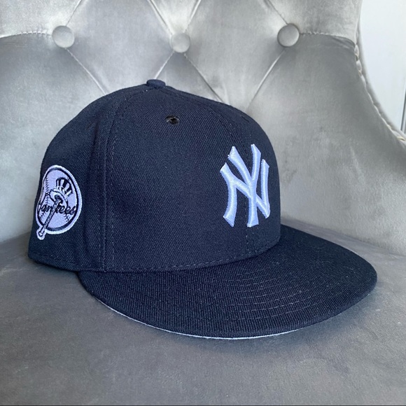 SOLDπ New Era NY Yankees Cap with Patch - Picture 2 of 7